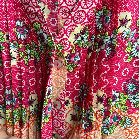 Daniel Rainn Woman’s Tank top pink pintuck front Size Small - Picture 5 of 7